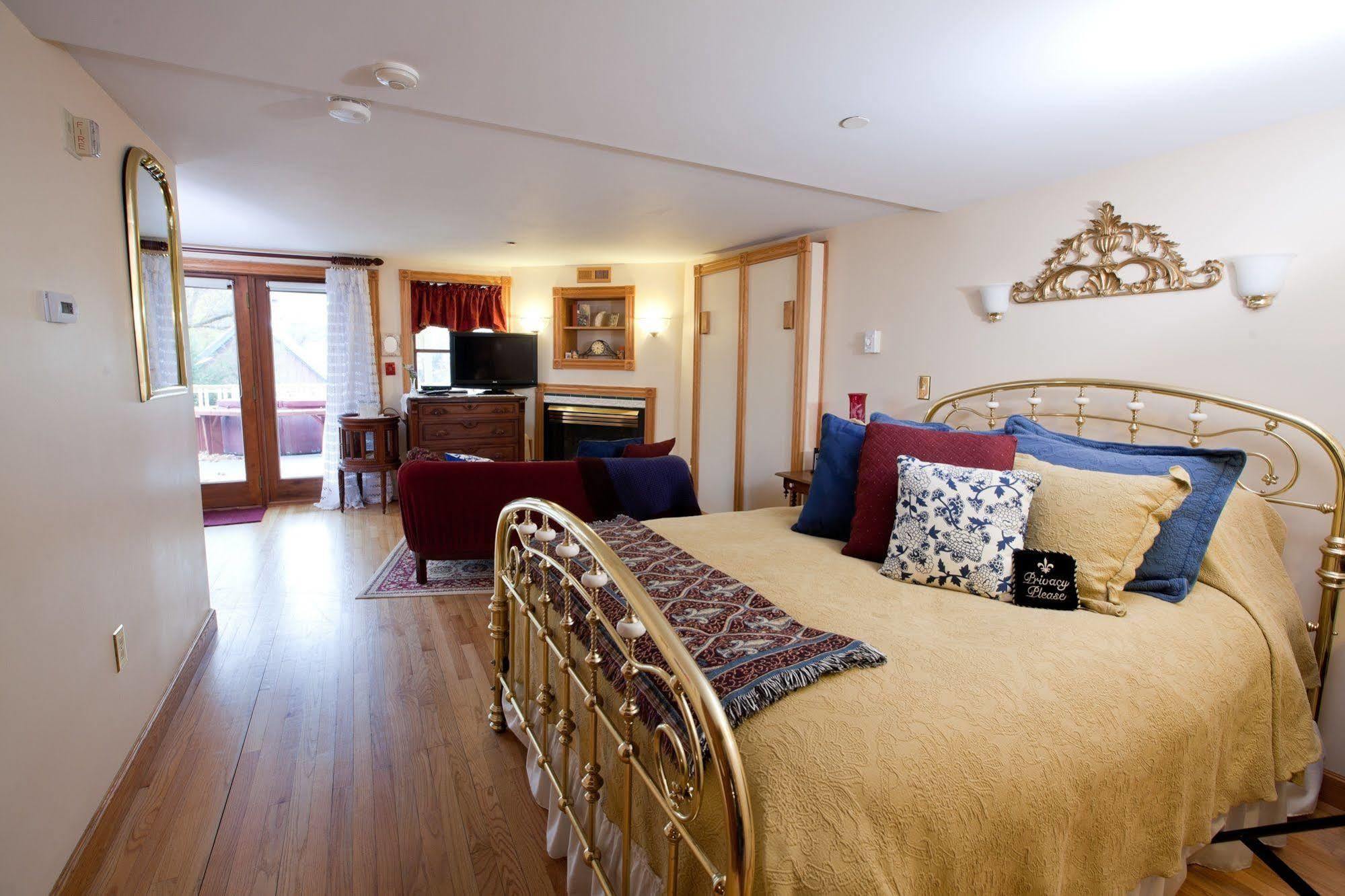 Inn Victoria Chester Exteriör bild
