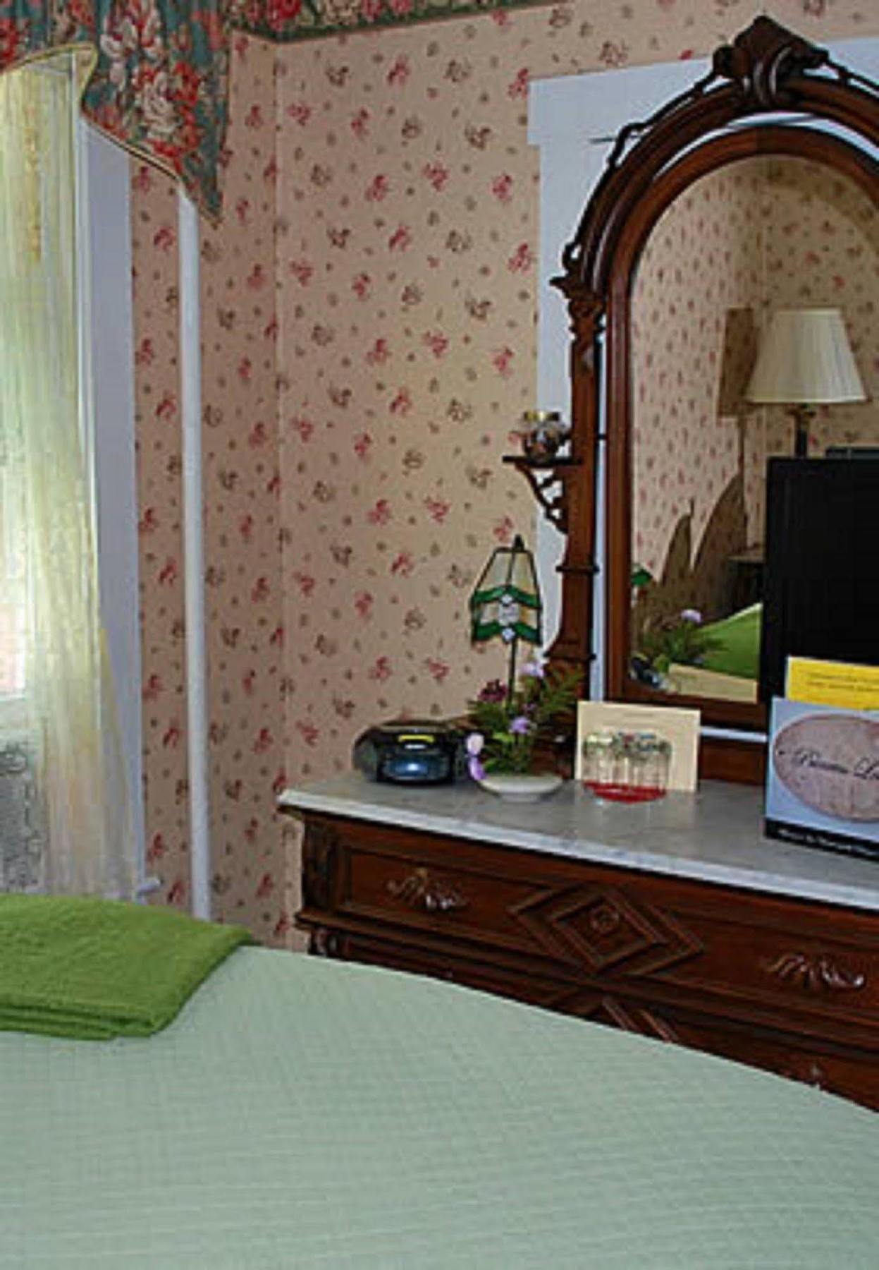 Inn Victoria Chester Exteriör bild